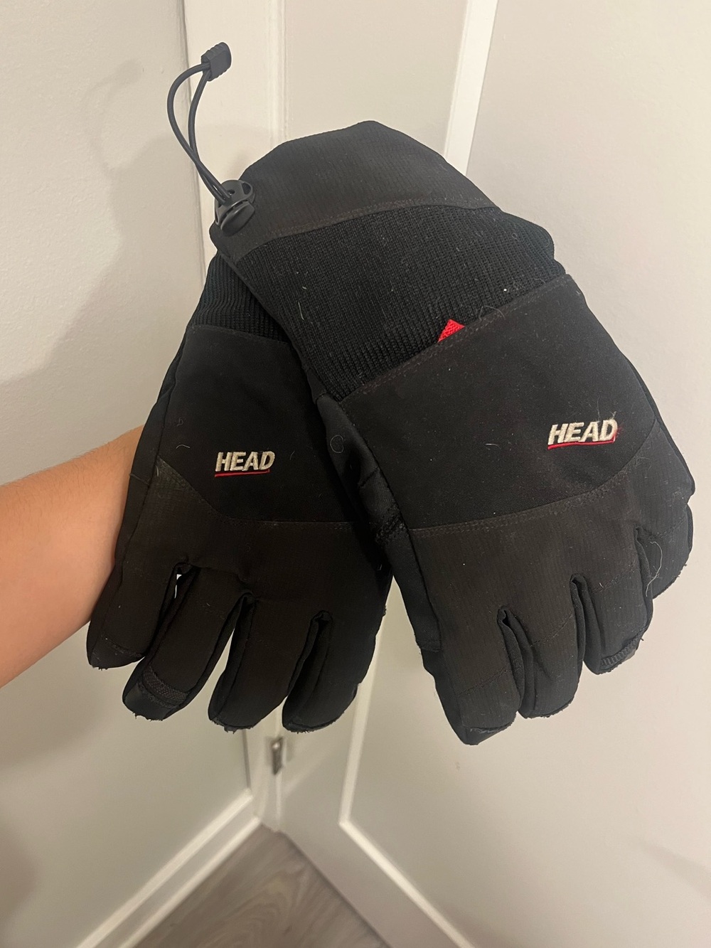 Head Men's Black Ski Gloves with Subtle Red Accent